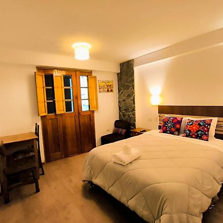 Hostal Balcon De Piedra Urubamba Exteriör bild