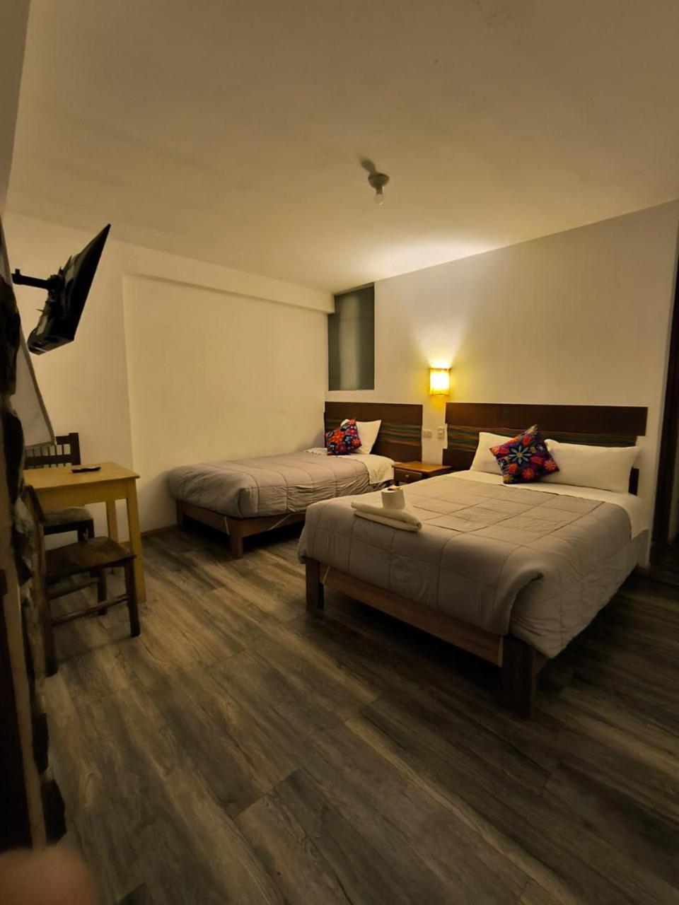 Hostal Balcon De Piedra Urubamba Exteriör bild